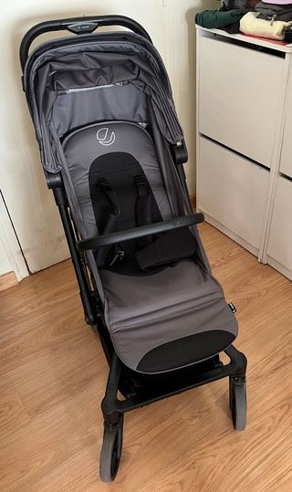 Jane Wing: Silla paseo ligera