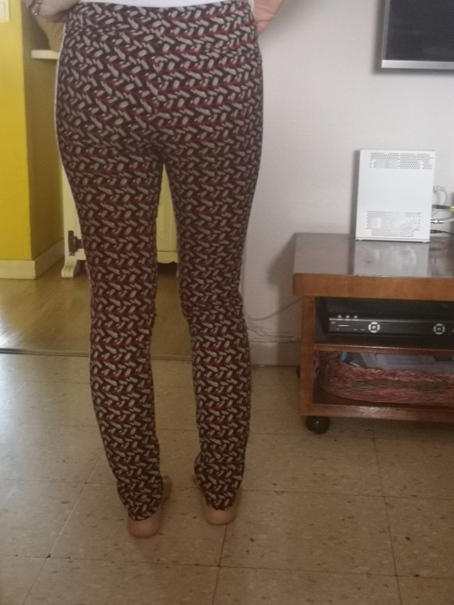 Pantalones Zara estampados