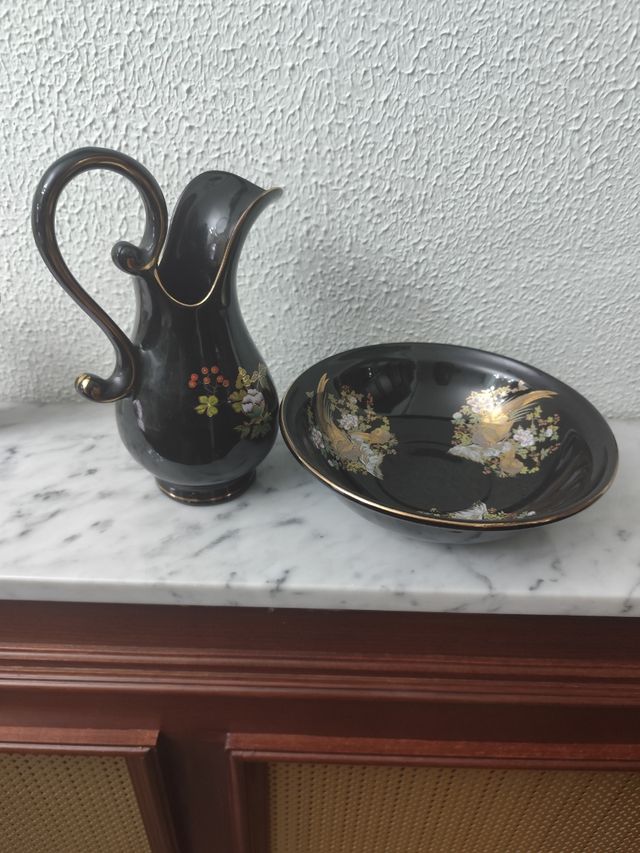 Aguamanil vintage porcelana negro-oro