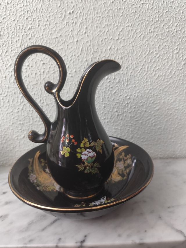 Aguamanil vintage porcelana negro-oro