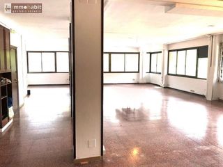Oficina en alquiler en Instituts - Universitat en Lleida