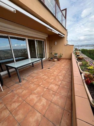 Casa adosada en alquiler en Los Castros - Castrillón - Eiris en Coruña (A)