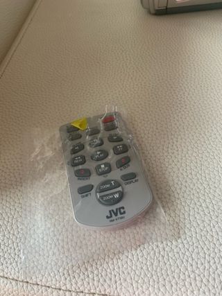 JVC cámara video 700x. Gris plata