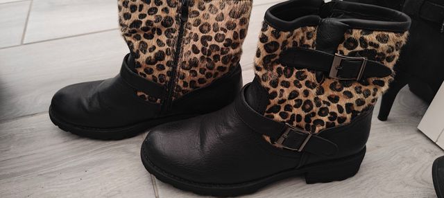 Stivaletto da donna con pelo maculato