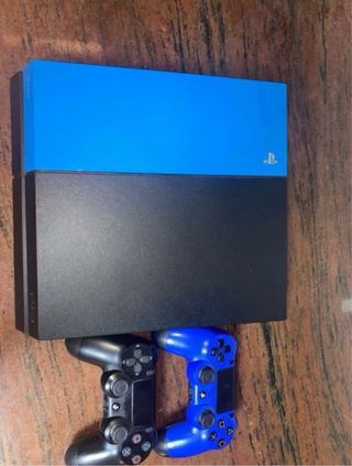 PS4 (PlayStation 4) Azul y Negra