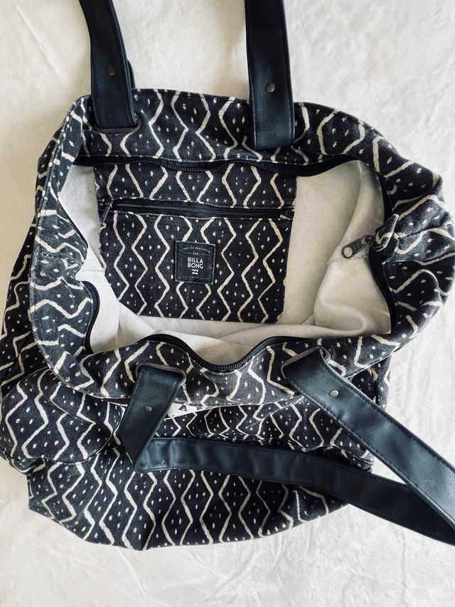 Bolso Tote Billabong - Blanco y Negro