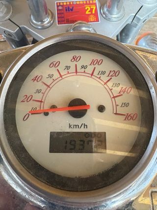 Honda Shadow 125. 19000 kilometros. COMO NUEVA.