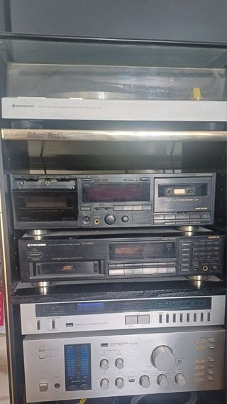 Sansui: Tocadiscos y Amplificador