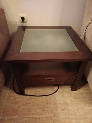 Salon completo más dos mesas bajas