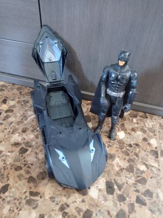 Figura Batman y Batmóvil