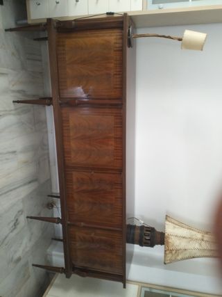 Aparador antiguo de madera
