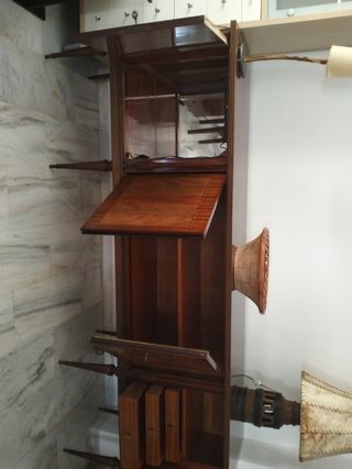 Aparador antiguo de madera