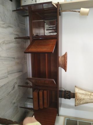 Aparador antiguo de madera