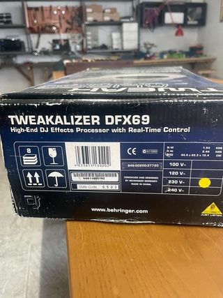 BEHRINGER DFX69 - Processore effetti DJ