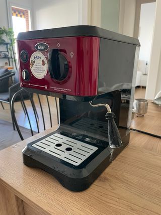 Cafetera Oster 2 en 1 - dañada