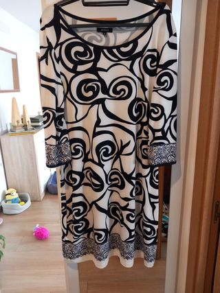 Vestido ANTea blanco y negro