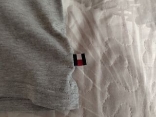 Camiseta Tommy Hilfiger Gris