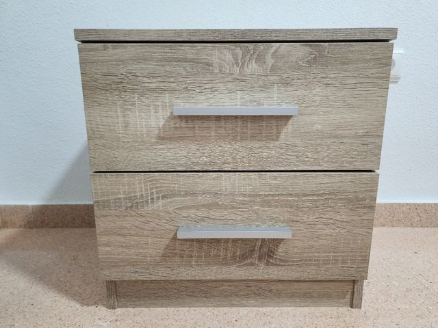 Mesita noche 2 cajones - Madera