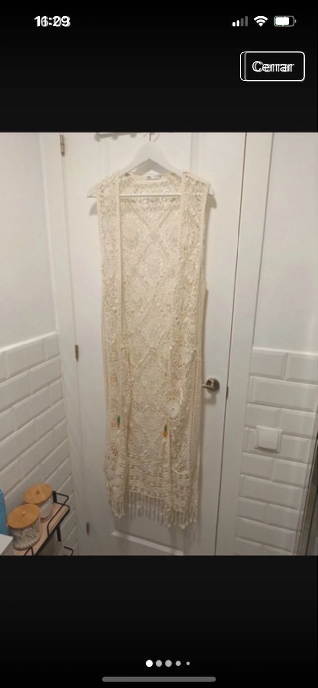 Chaleco largo beige Zara
