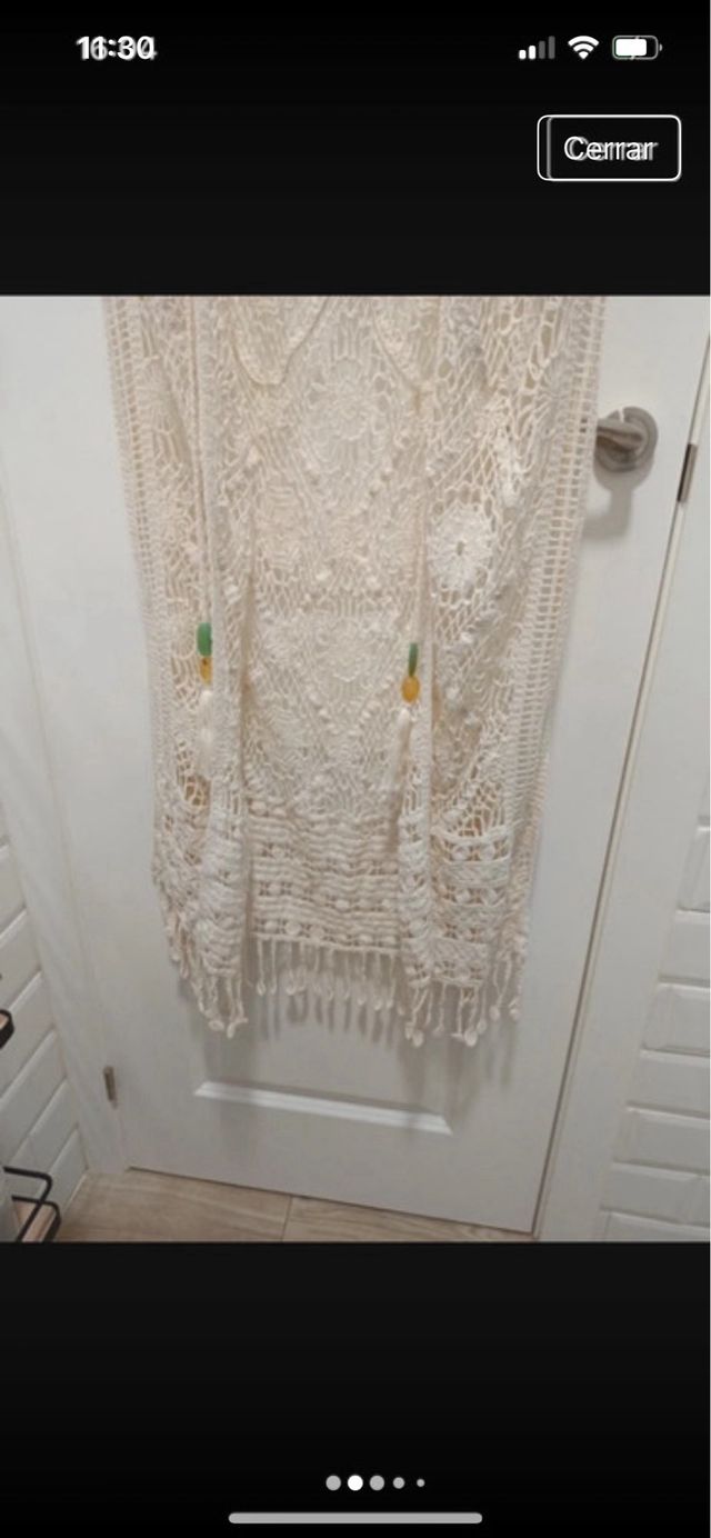 Chaleco largo beige Zara