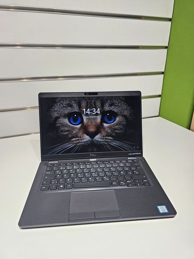 Dell Latitude 5300 - i5-8365U, 8GB RAM, 500GB SSD