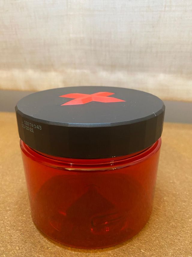 Botes de plástico redondos