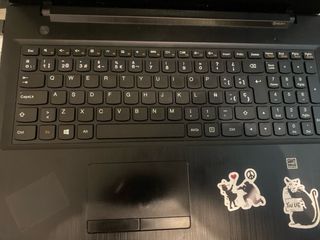 Portátil Lenovo G50-30 negro-dorado
