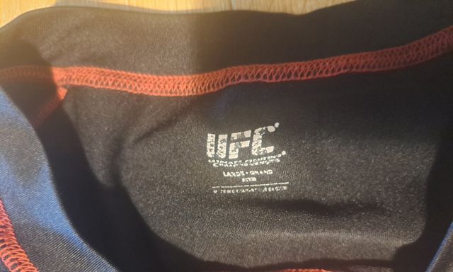 Rashguard/lycra UFC T.L