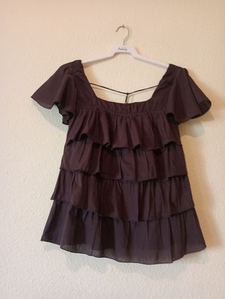 Blusa marrón volantes