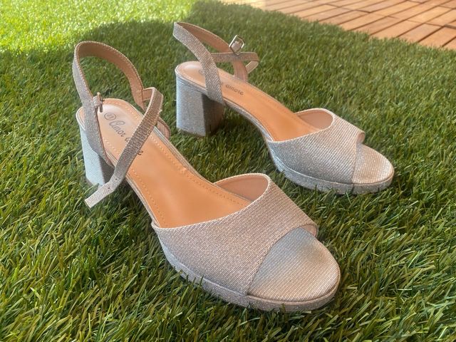 Sandalias plata fiesta núm 41