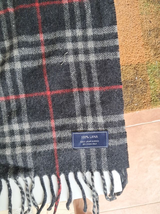 Manton Burberrys clásico gris-rojo