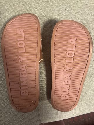 Sandalias Bimba y Lola rosa - talla 39