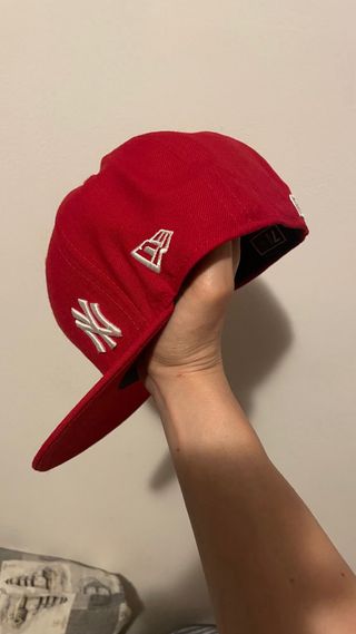 Cappellino New Era rosso