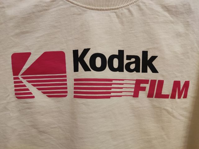 Crop top Kodak amarillo Stradivarius