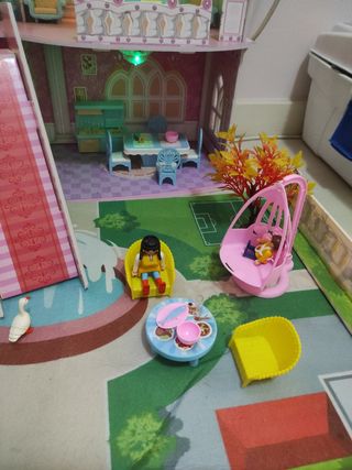 Casita muñecas luces LED