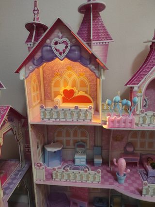 Casita muñecas luces LED