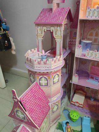 Casita muñecas luces LED