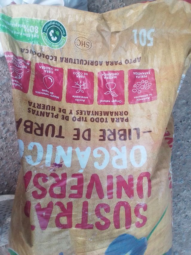 Substrato universal Terra per piante (50L)