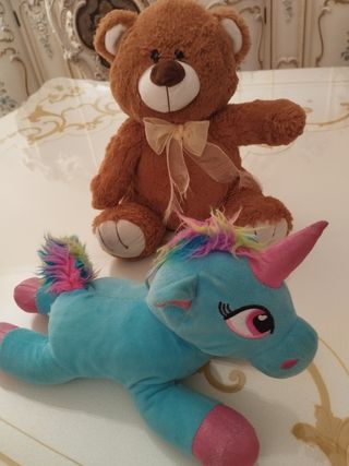 Peluche orsacchiotto e unicorno