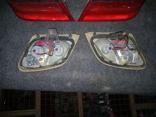 Pilotos traseros Mercedes-Benz W210