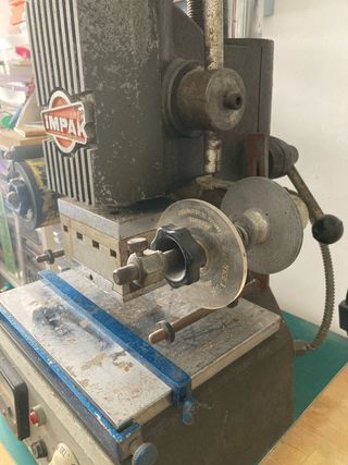 Máquina estampado en caliente IMPAK