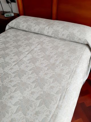 Colcha cama 135cm beige y azul