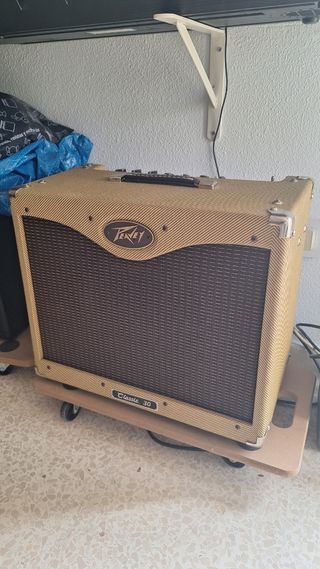 Peavey Classic 30 amplificador válvulas