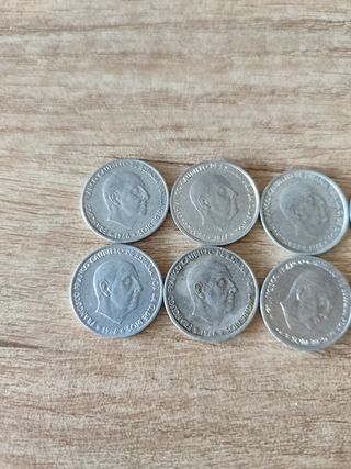 14 Monedas 50 céntimos pts.