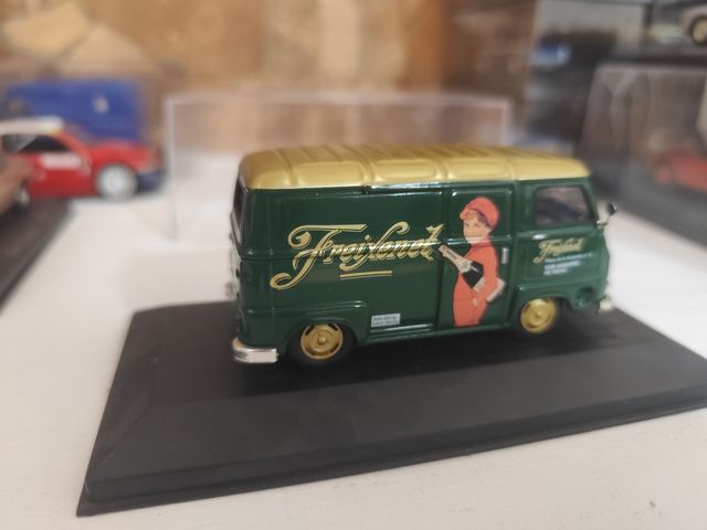 Renault Estafette Freixenet - Coche escala