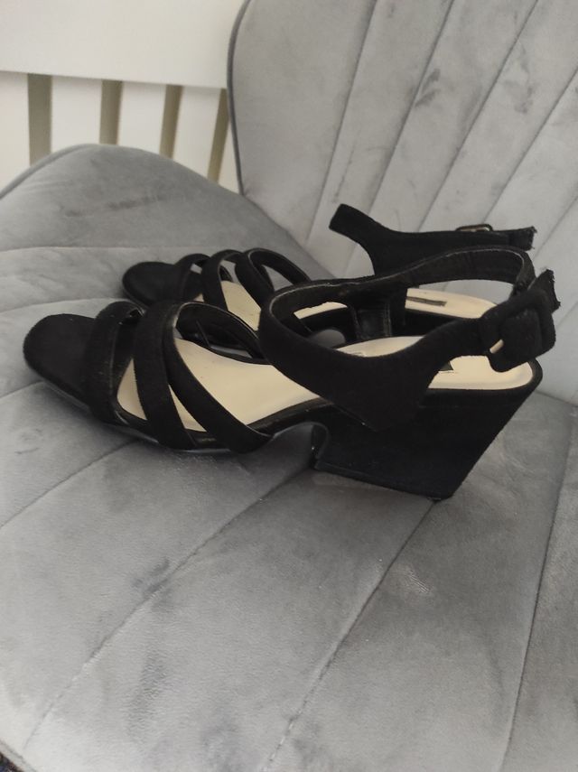 Sandalias tacón negro mujer