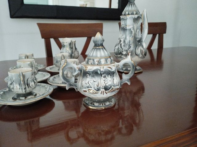 Set da tè in porcellana grigio caffè