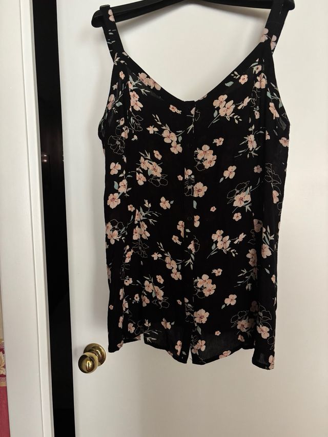 Blusa negra estampada tirantes