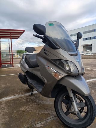 Scooter Piaggio X Evo 125cc