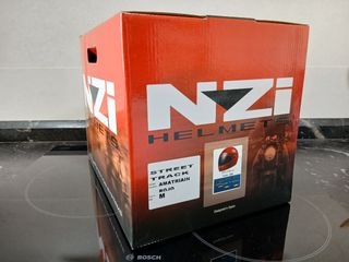Casco NZI edición especial